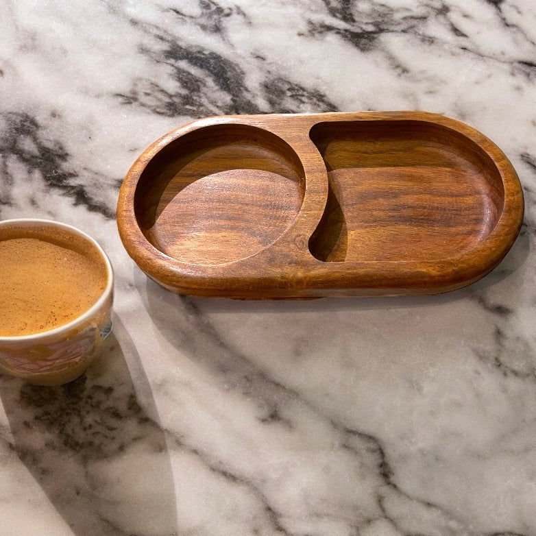 Holder (for cups and cake)