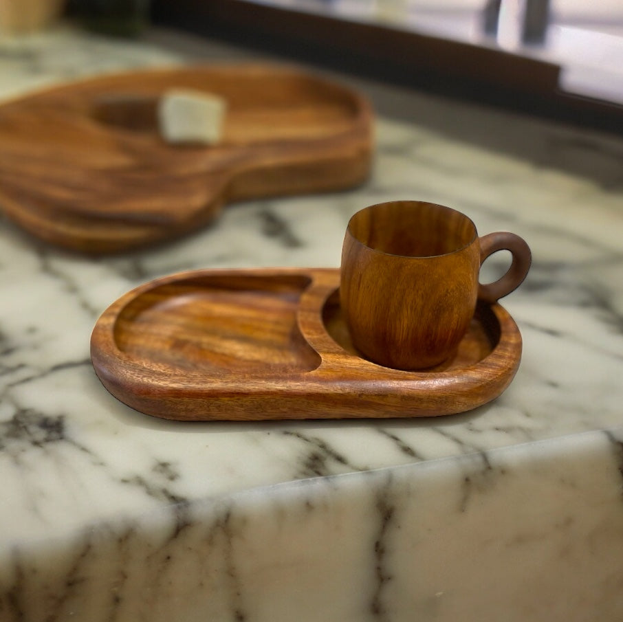 Holder (for cups and cake)