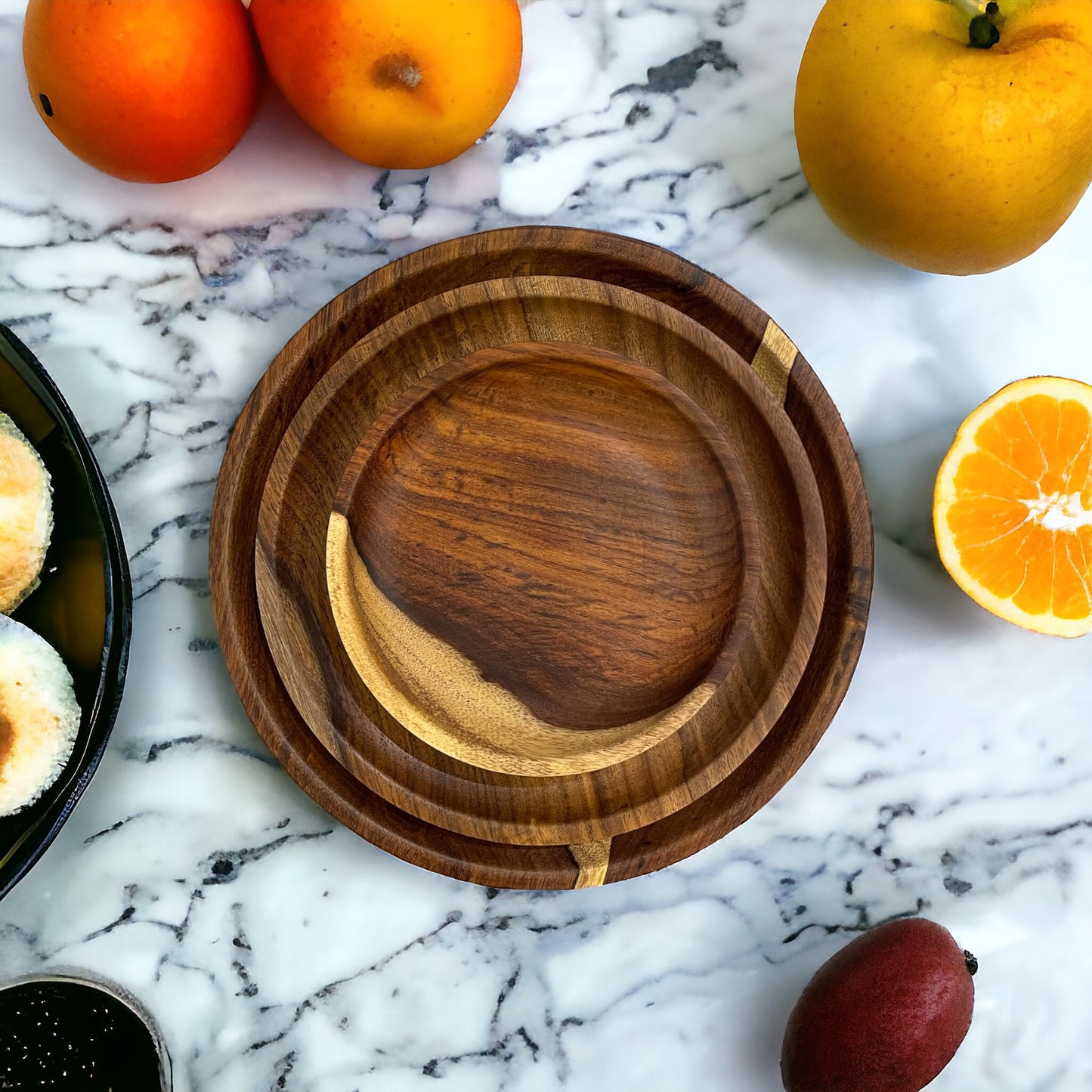 Set of 3 rounded flat plates