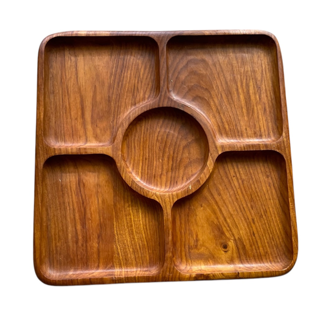 Squaro divided tray