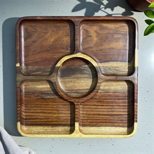 Square nuts tray