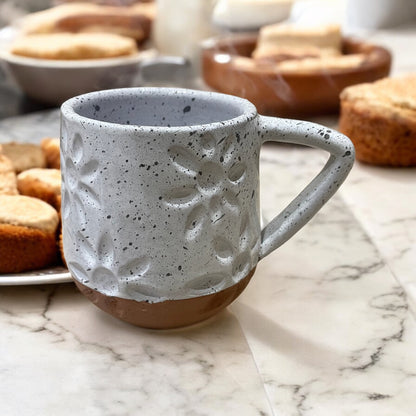 Mudy flower mug